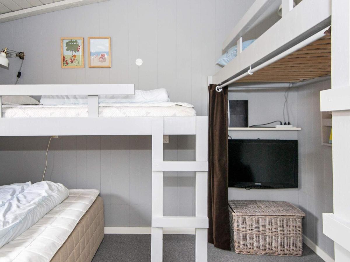 5 Person Holiday Home In Henne Henne Strand Exterior foto