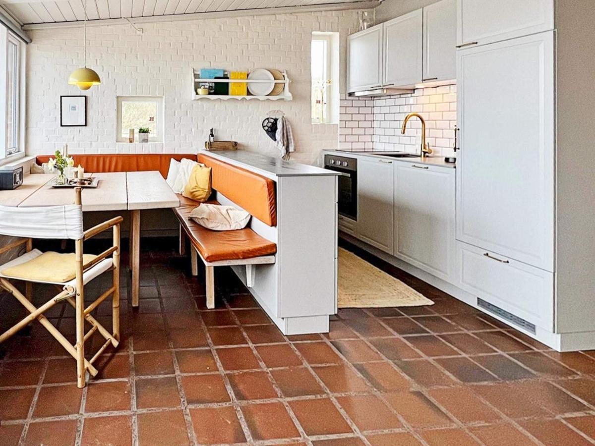5 Person Holiday Home In Henne Henne Strand Exterior foto